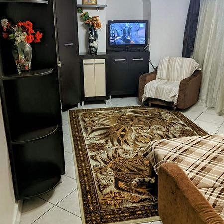 Apartment On Privokzalnaya 2/1 Виниця Екстериор снимка
