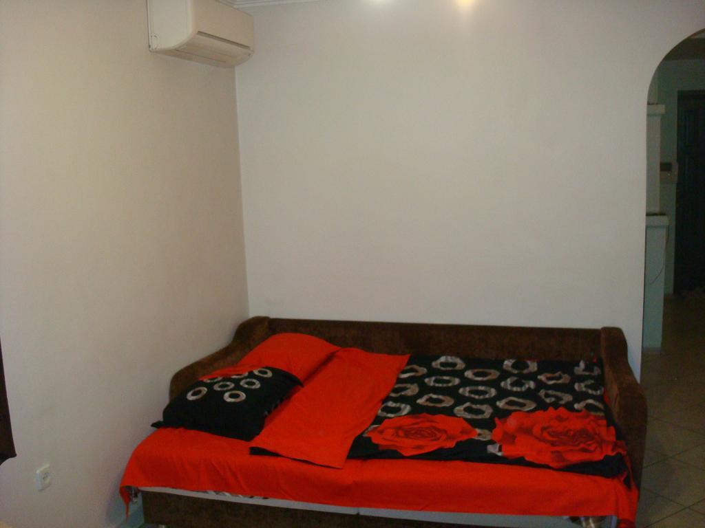 Apartment On Privokzalnaya 2/1 Виниця Екстериор снимка