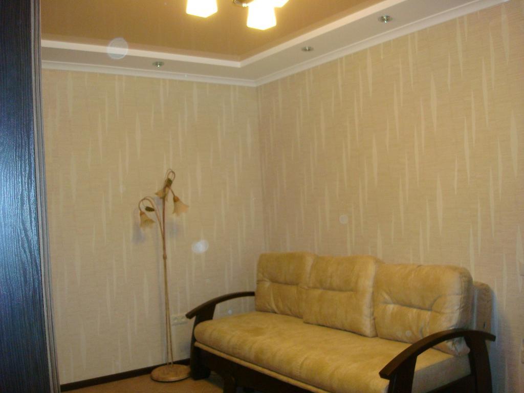 Apartment On Privokzalnaya 2/1 Виниця Екстериор снимка