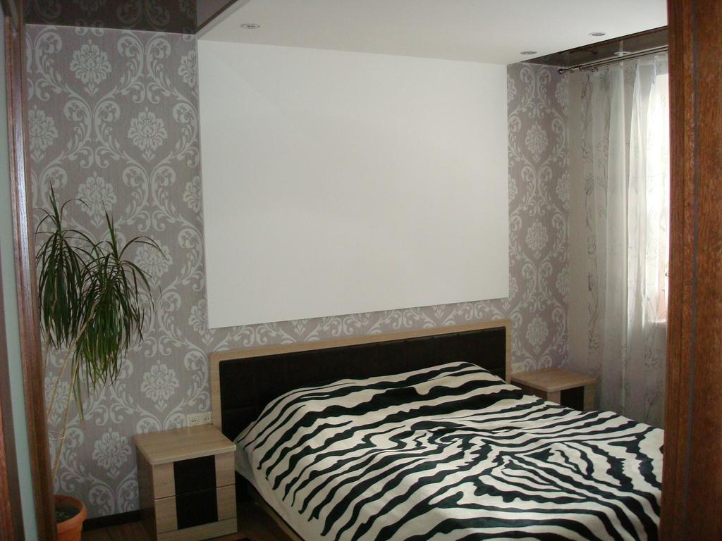 Apartment On Privokzalnaya 2/1 Виниця Екстериор снимка